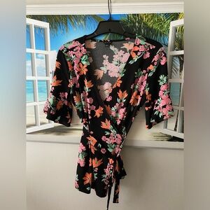 Ann Taylor Black Floral Print Flutter Sleeve Wrap Top Blouse Size S